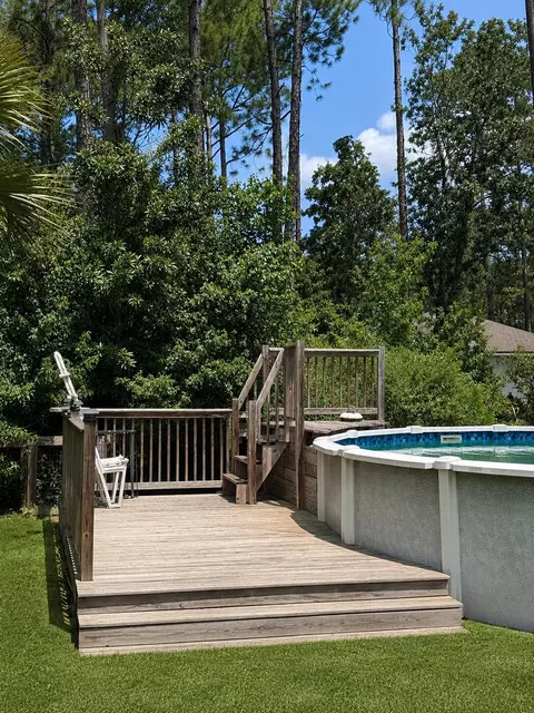 Exterior - 2980 N 18th Ave, Milton, FL 32583 photo 12 of 14