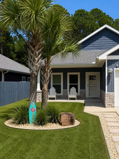Exterior - 2980 N 18th Ave, Milton, FL 32583 photo 4 of 14