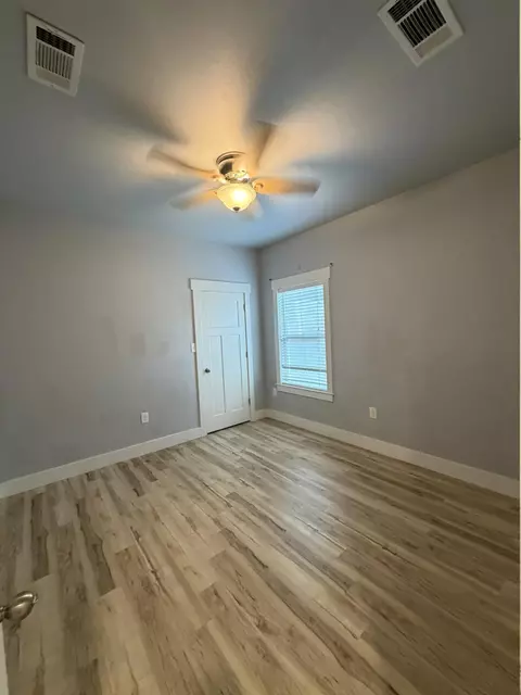 Bedroom - 2980 N 18th Ave, Milton, FL 32583 photo 1 of 6