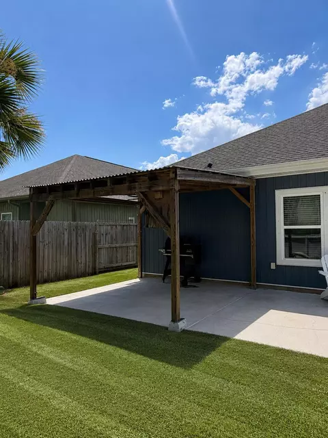 Exterior - 2980 N 18th Ave, Milton, FL 32583 photo 14 of 14