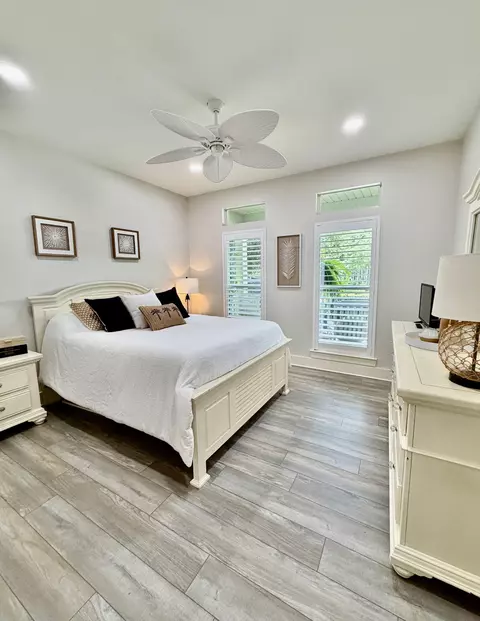 Bedroom - 22 Mango Ln, Freeport, FL 32439 photo 1 of 3