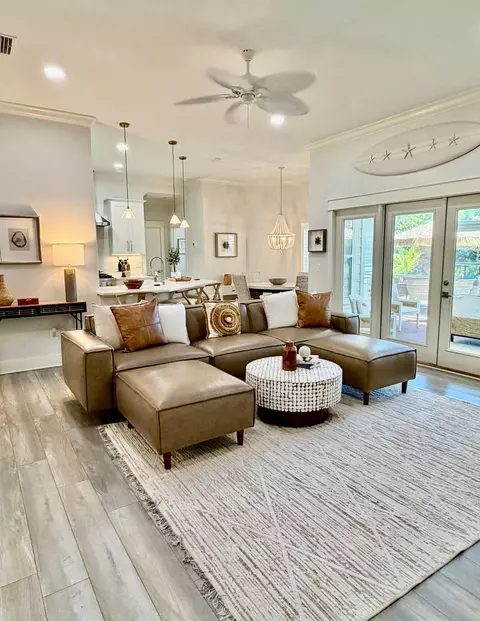 Living - 22 Mango Ln, Freeport, FL 32439 photo 1 of 1