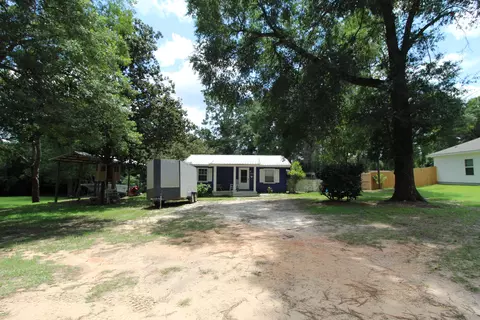Exterior - 2592 Kingston Rd, Crestview, FL 32536 photo 3 of 23
