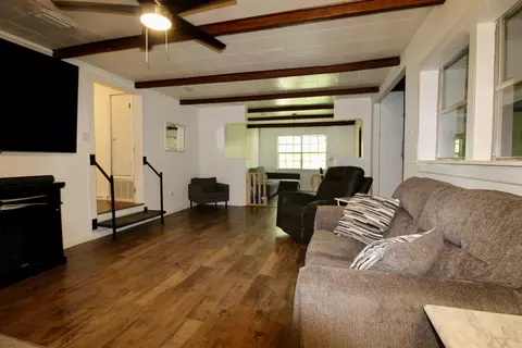 Living - 2592 Kingston Rd, Crestview, FL 32536 photo 1 of 4
