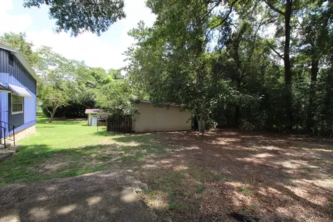 Exterior - 2592 Kingston Rd, Crestview, FL 32536 photo 6 of 23