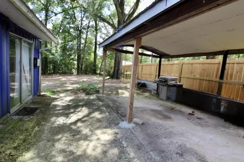 Exterior - 2592 Kingston Rd, Crestview, FL 32536 photo 9 of 23