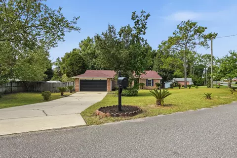Exterior - 1218 Ego Dr, Crestview, FL 32536 photo 1 of 4