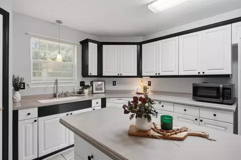 Kitchen - 1218 Ego Dr, Crestview, FL 32536 photo 1 of 4