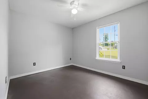Bedroom - 1218 Ego Dr, Crestview, FL 32536 photo 2 of 3