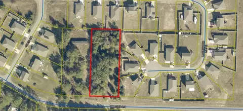 223 Sue Ln, Defuniak Springs, FL 32435