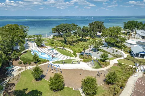 View/Area - 403 Spring Ln, Destin, FL 32541 photo 9 of 14