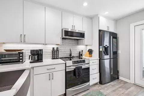 Kitchen - 457 Linkside Pl, Miramar Beach, FL 32550 photo 5 of 6