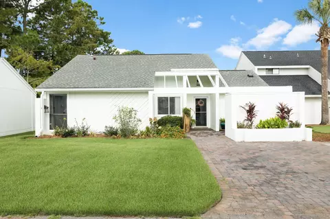 Exterior - 457 Linkside Pl, Miramar Beach, FL 32550 photo 8 of 12