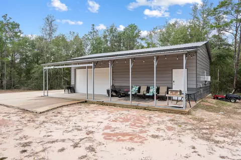 Exterior - 5570 Mount Olive Rd, Crestview, FL 32539 photo 8 of 8