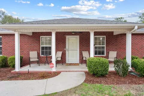 Exterior - 5570 Mount Olive Rd, Crestview, FL 32539 photo 2 of 8