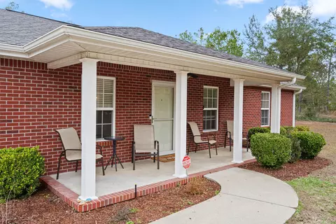 Exterior - 5570 Mount Olive Rd, Crestview, FL 32539 photo 3 of 8