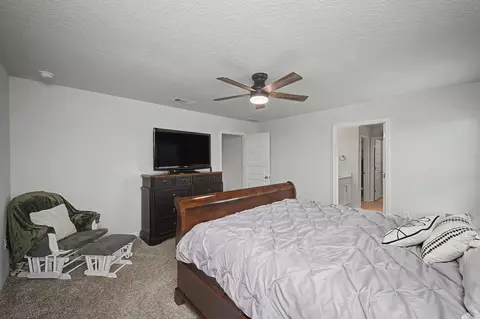 Bedroom - 615 Champ Trl, Crestview, FL 32539 photo 2 of 7