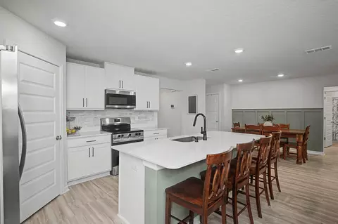 Kitchen - 615 Champ Trl, Crestview, FL 32539 photo 3 of 4