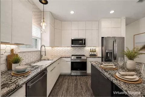 Kitchen - 48 Sarona St, Freeport, FL 32439 photo 1 of 5