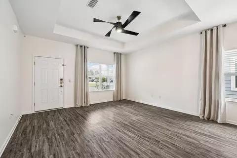 Living - 48 Sarona St, Freeport, FL 32439 photo 3 of 4