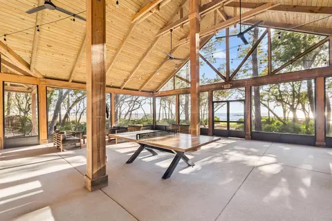Exterior - 48 Sarona St, Freeport, FL 32439 photo 4 of 4