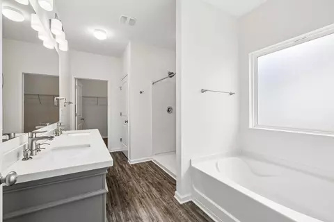 Bath - 48 Sarona St, Freeport, FL 32439 photo 2 of 3