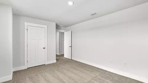 Bedroom - 5908 Tripletail Dr, Milton, FL 32583 photo 3 of 5