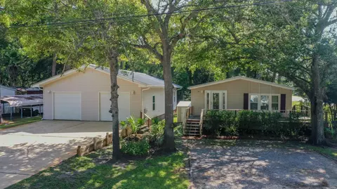 10 21st St, Santa Rosa Beach, FL 32459