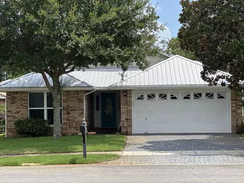 4666 Sunsail Cir, Destin, FL 32541