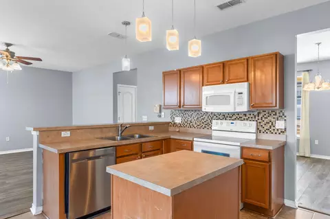 Kitchen - 504 Boulder St, Crestview, FL 32536 photo 2 of 2