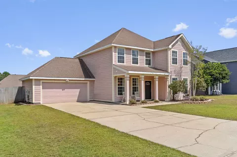 Exterior - 504 Boulder St, Crestview, FL 32536 photo 2 of 6
