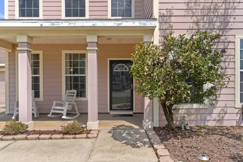 Exterior - 504 Boulder St, Crestview, FL 32536 photo 4 of 6