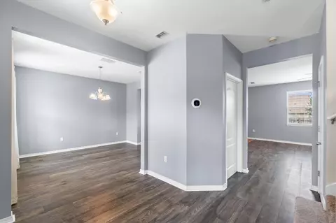 Entry Way - 504 Boulder St, Crestview, FL 32536 photo 2 of 9