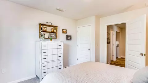 Bedroom - 6583 Stonefly Dr, Milton, FL 32583 photo 10 of 10