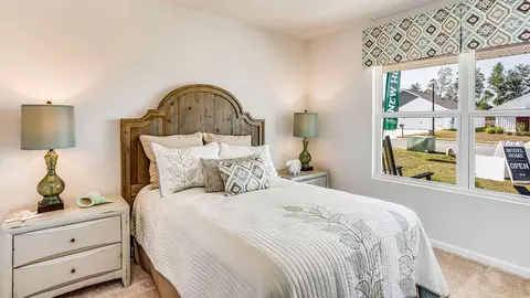 Bedroom - 6583 Stonefly Dr, Milton, FL 32583 photo 7 of 10