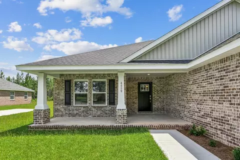 Exterior - 6677 Prosperity Ln, Milton, FL 32570 photo 4 of 6