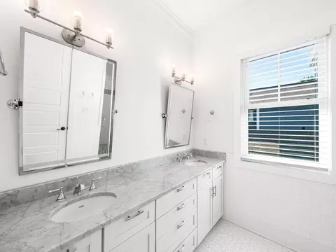 Bath - 35 Shore Bridge Cir, Watersound, FL 32461 photo 1 of 6