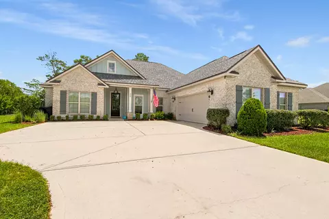 Exterior - 559 Coastal Breeze Dr, Freeport, FL 32439 photo 3 of 8