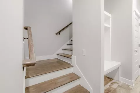 Entry Way - 559 Coastal Breeze Dr, Freeport, FL 32439 photo 5 of 5