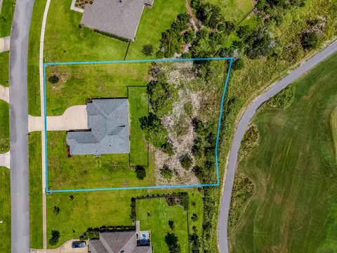 View/Area - 559 Coastal Breeze Dr, Freeport, FL 32439 photo 2 of 8
