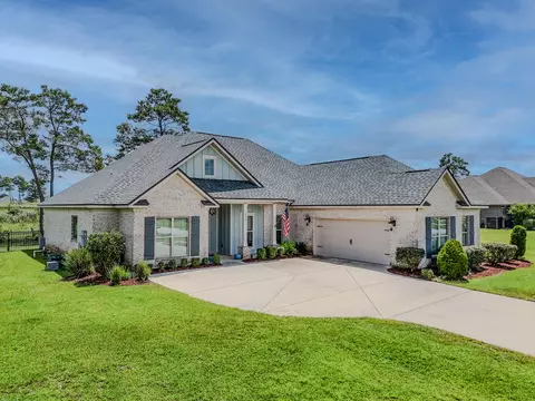 Exterior - 559 Coastal Breeze Dr, Freeport, FL 32439 photo 2 of 8