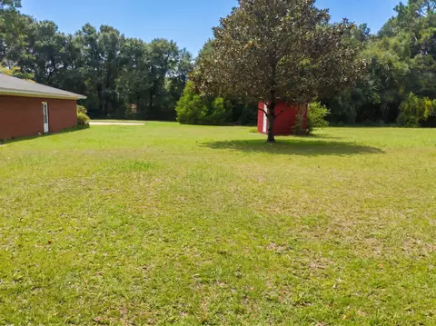 Exterior - 141 Chessher Ct, Crestview, FL 32539 photo 4 of 6