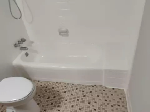 Bath - 141 Chessher Ct, Crestview, FL 32539 photo 4 of 5