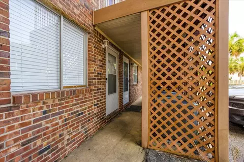 315 Bream Ave #106, Fort Walton Beach, FL 32548