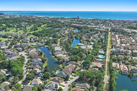 View/Area - 285 Tequesta Dr, Destin, FL 32541 photo 4 of 4