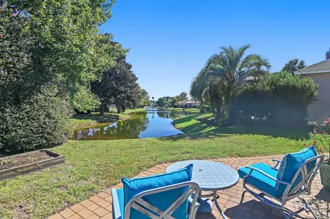 Exterior - 285 Tequesta Dr, Destin, FL 32541 photo 5 of 8