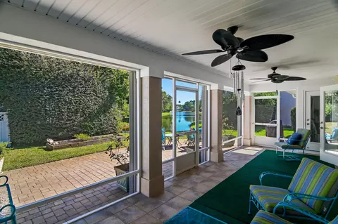 Exterior - 285 Tequesta Dr, Destin, FL 32541 photo 3 of 8
