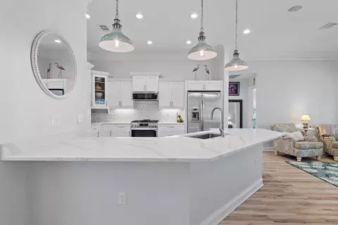 Kitchen - 285 Tequesta Dr, Destin, FL 32541 photo 5 of 5