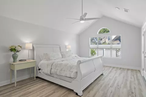 Bedroom - 285 Tequesta Dr, Destin, FL 32541 photo 4 of 7