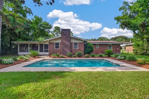 Exterior - 30 Walnut Ave, Shalimar, FL 32579 photo 17 of 17